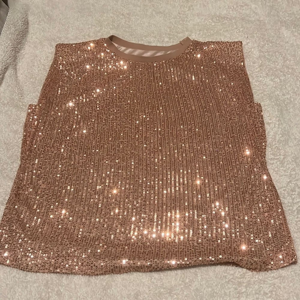 Gold sparkly top NEW